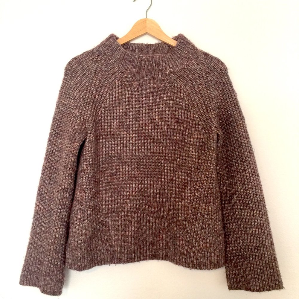 Women's Ann Taylor Ribbed Flare Sleeve Mock Neck Sweater in Mauve Size XS